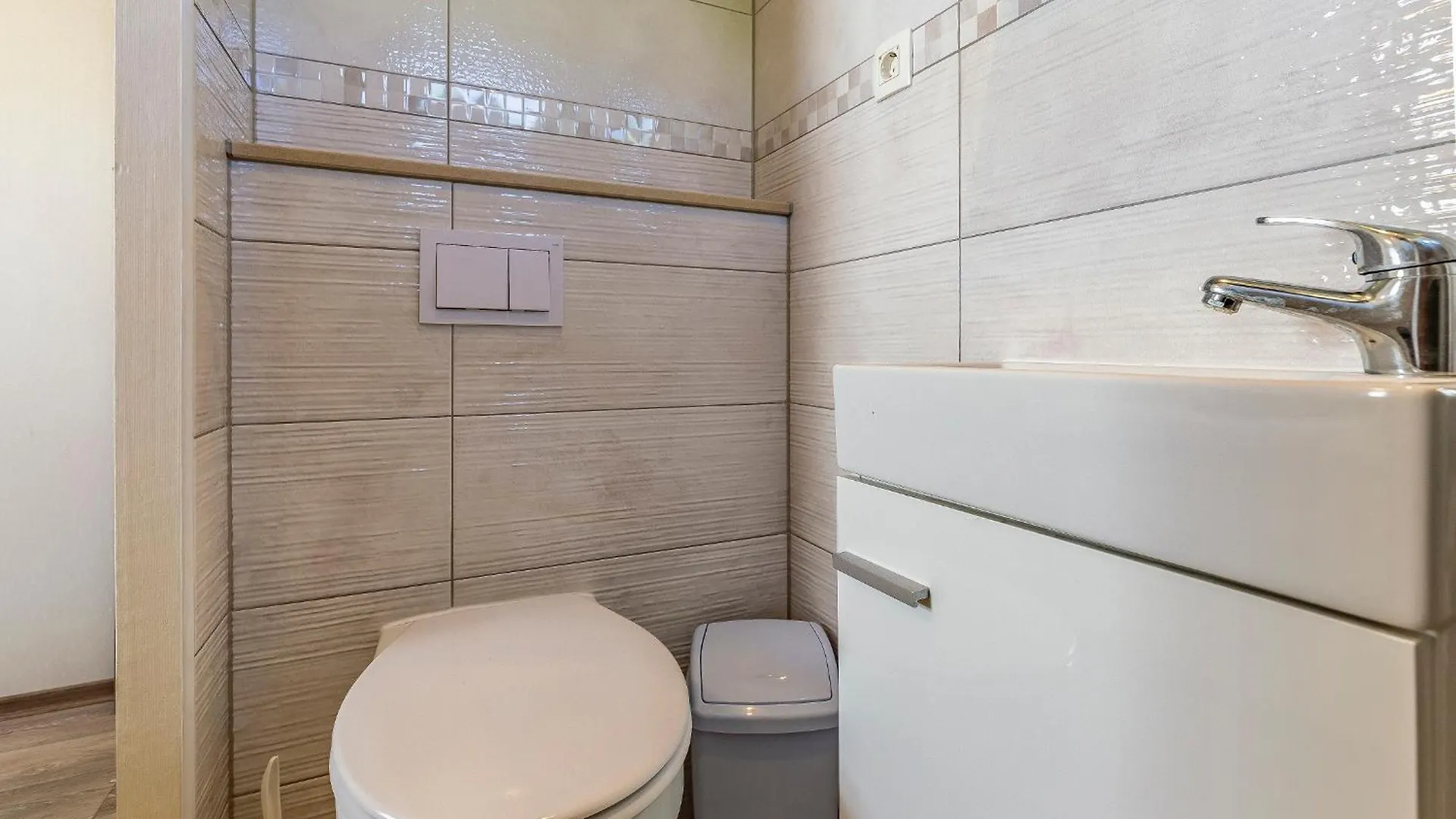 Mobile Home Rojnic Banjole